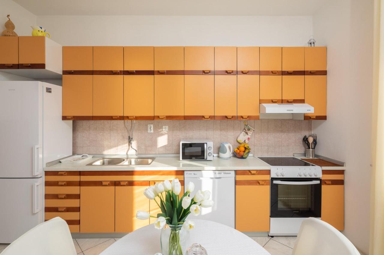 Deja Blue Apartment 耶塞尼采 外观 照片